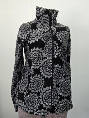 5 apparel Black & Cream Floral Zip-Front Jacket Size Small New With Tag